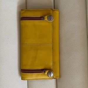 Cute, vintage yellow wallet- brand new